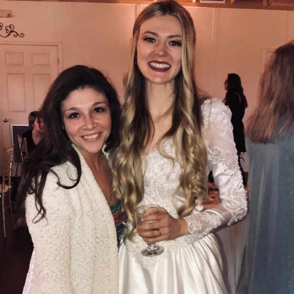 Meet your Posher, Heather - Picture 1 of 1